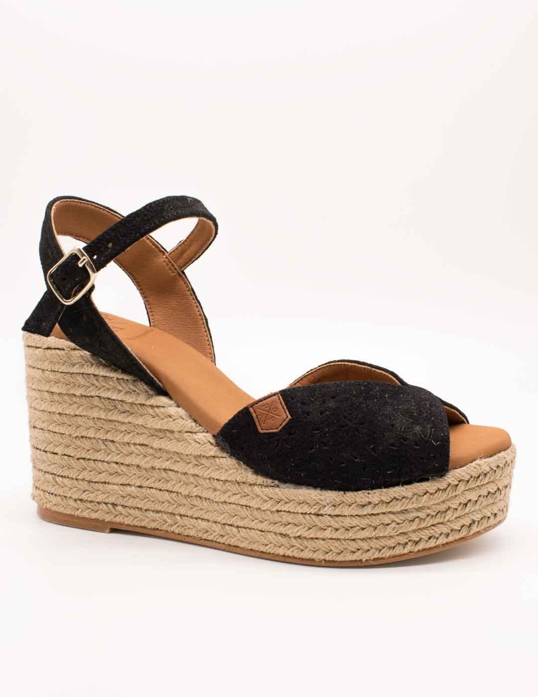 Sandalia Popa Benisa Grabado Negro Serraje de Mujer