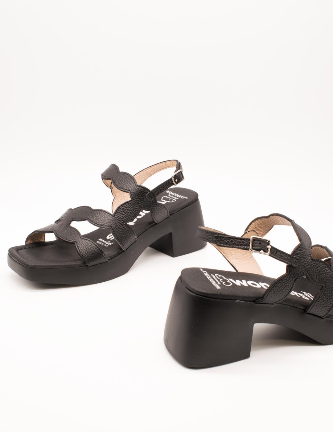 Sandalia Wonders D-1020 Wild Negro de Mujer