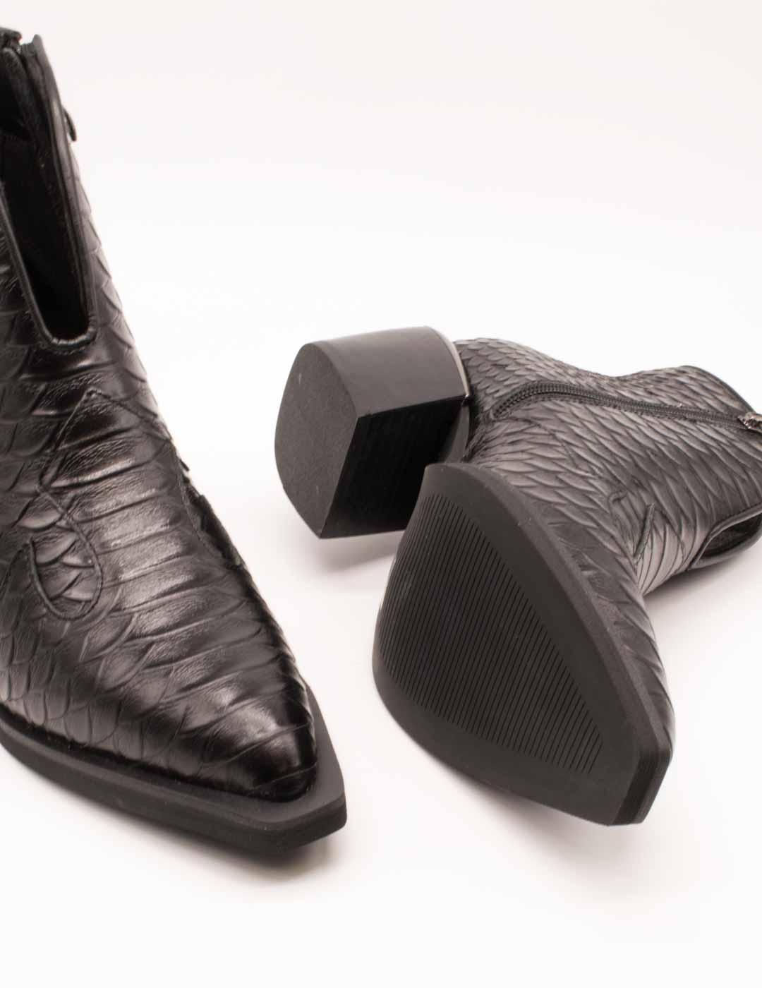 Botín Alma en Pena I250801 Arizona Black de Mujer