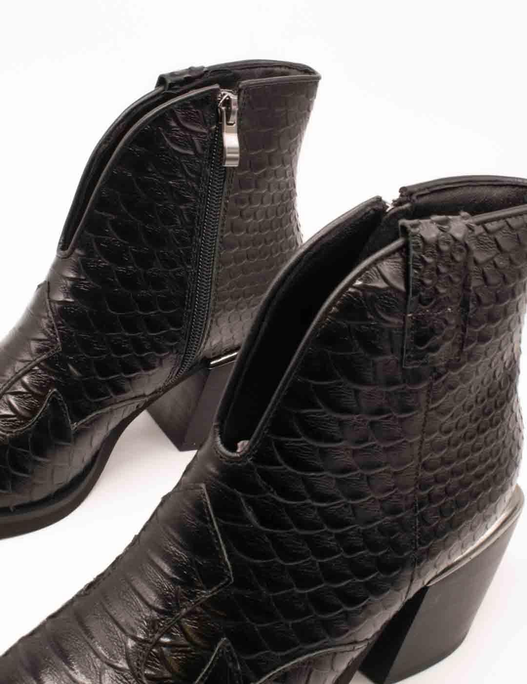 Botín Alma en Pena I250801 Arizona Black de Mujer