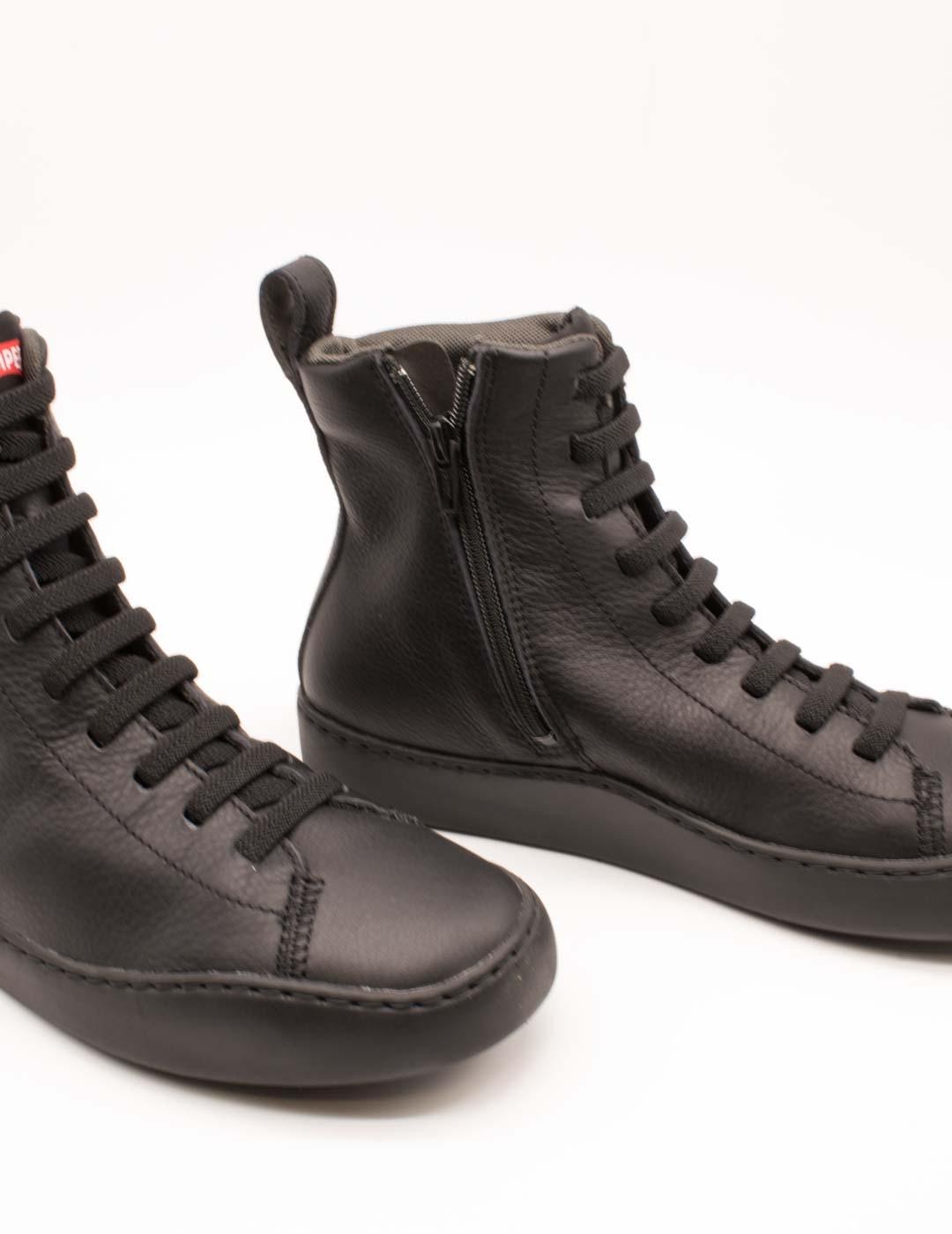 Botín Camper K400817-001 Peu Touring Black de Mujer