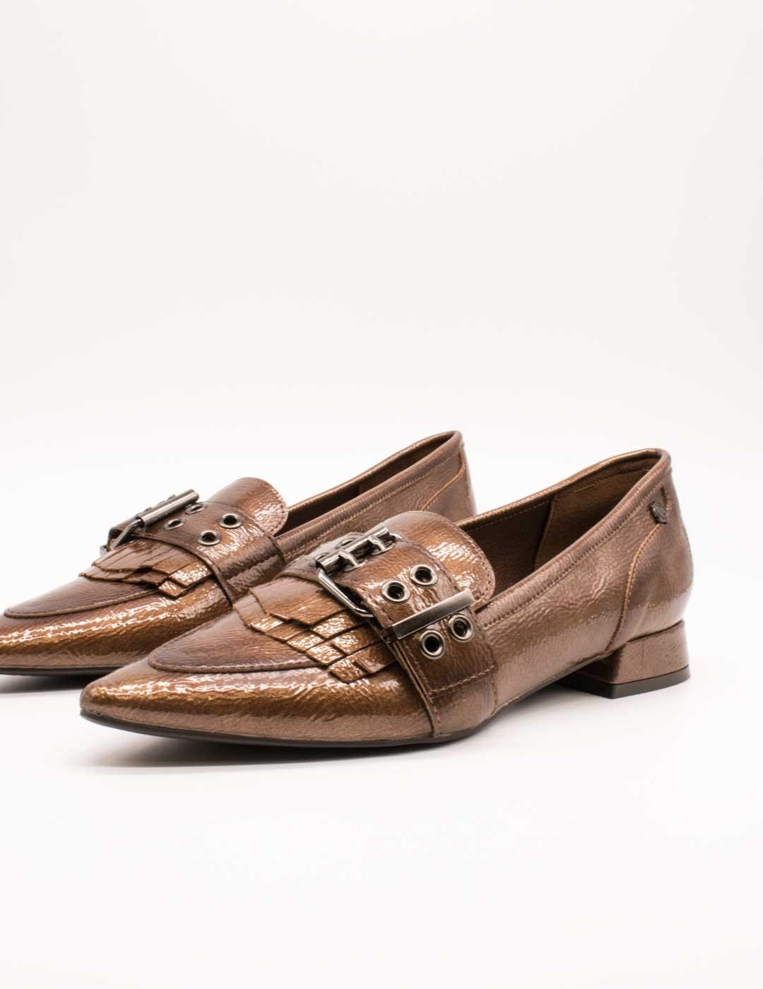 Zapato Carmela 162558-02 Taupe de Mujer