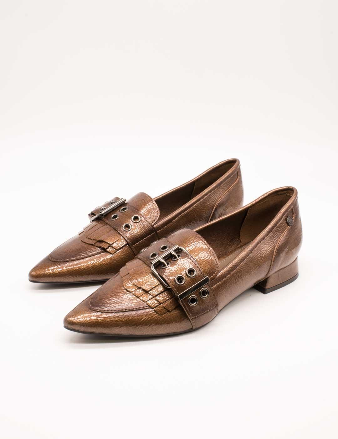 Zapato Carmela 162558-02 Taupe de Mujer