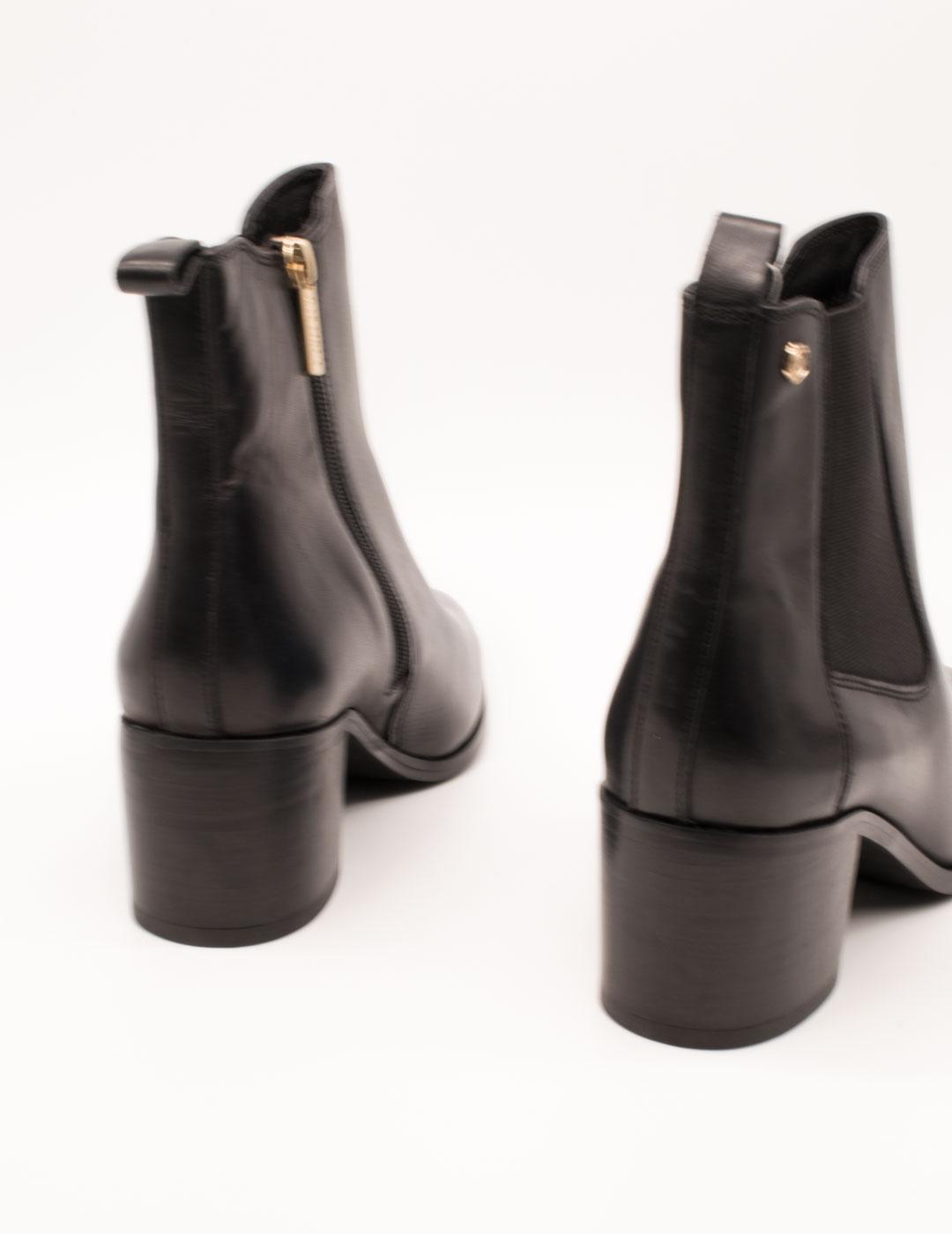 Botín Carmela 162715-02 Negro de Mujer