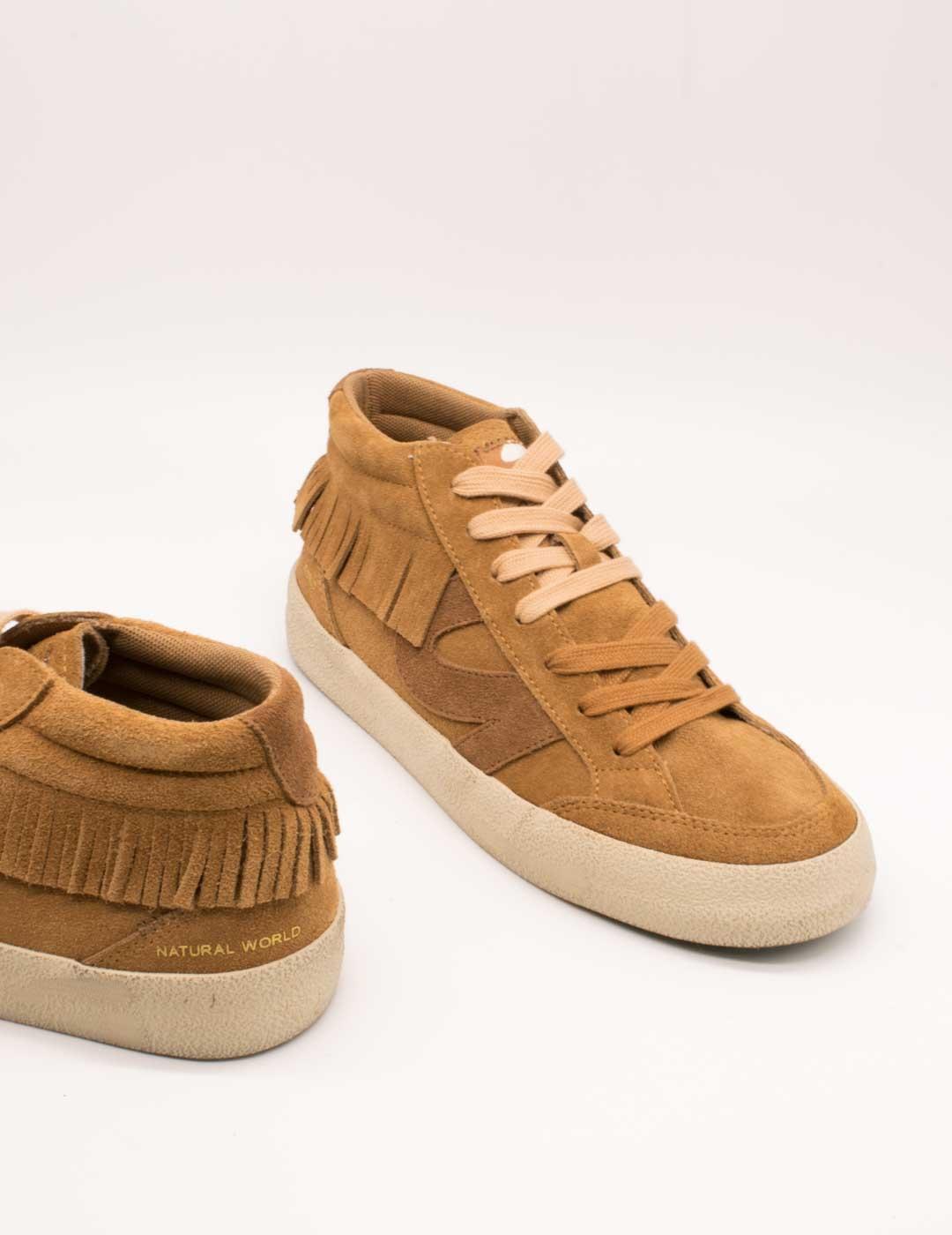 Deportivo Natural World 9041 Camel de Mujer