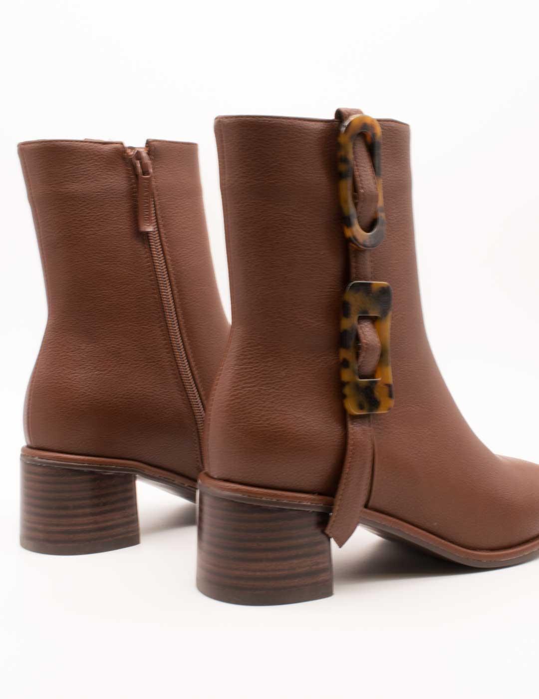 Botín Noa Harmon 010048-0050 Solene Marrón de Mujer