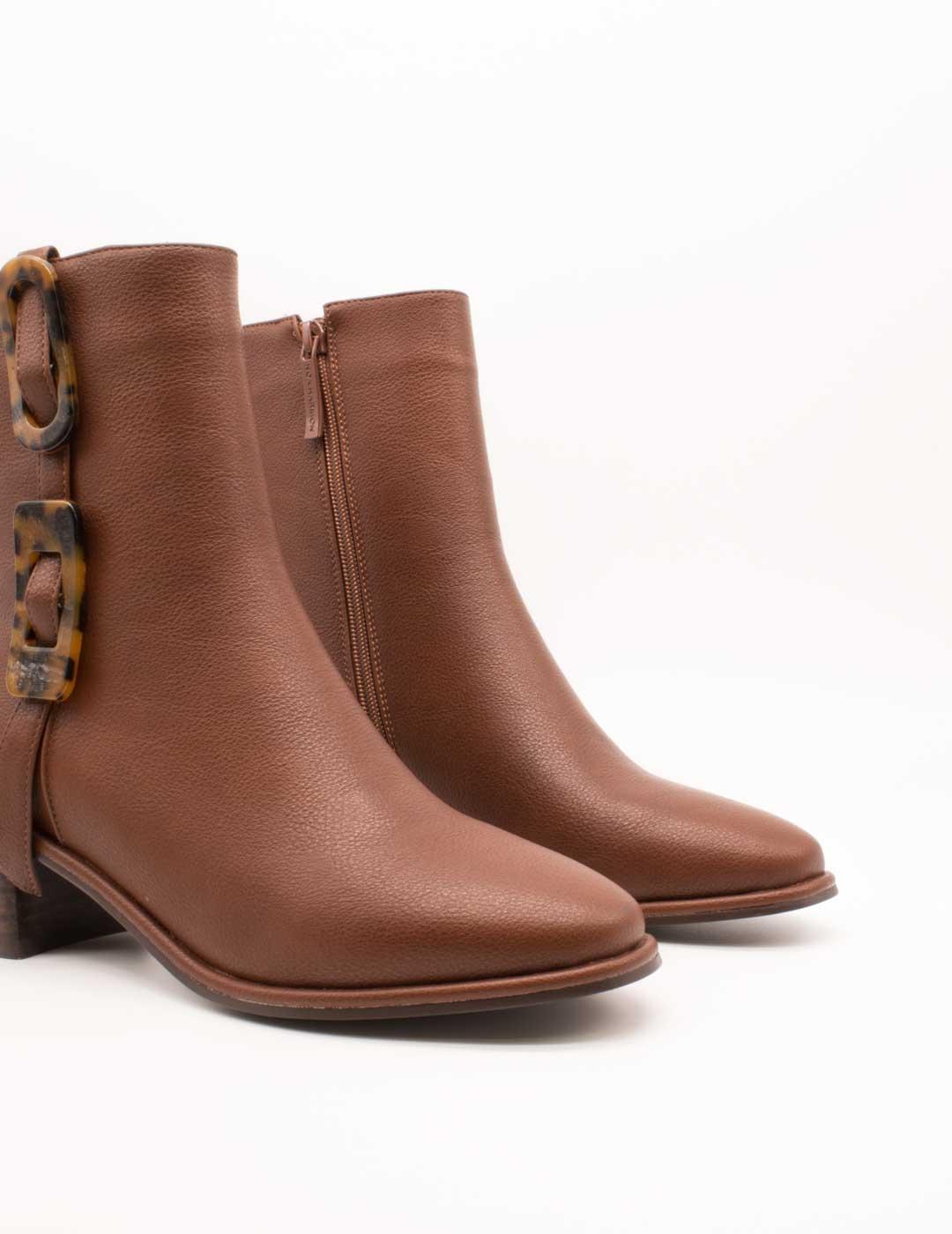 Botín Noa Harmon 010048-0050 Solene Marrón de Mujer