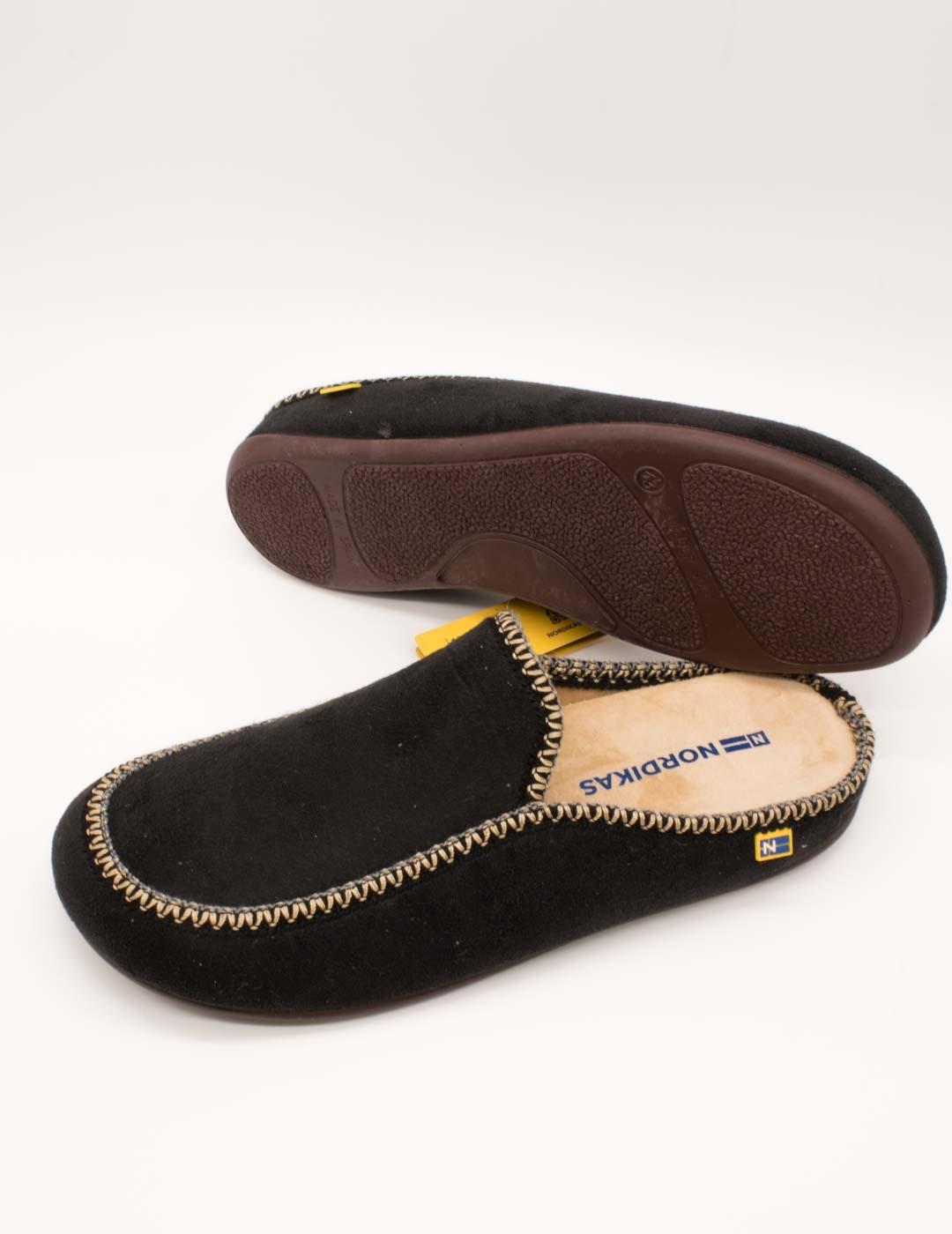 Zapatilla de Casa Nordikas 2195 Alcantara Negro de Hombre