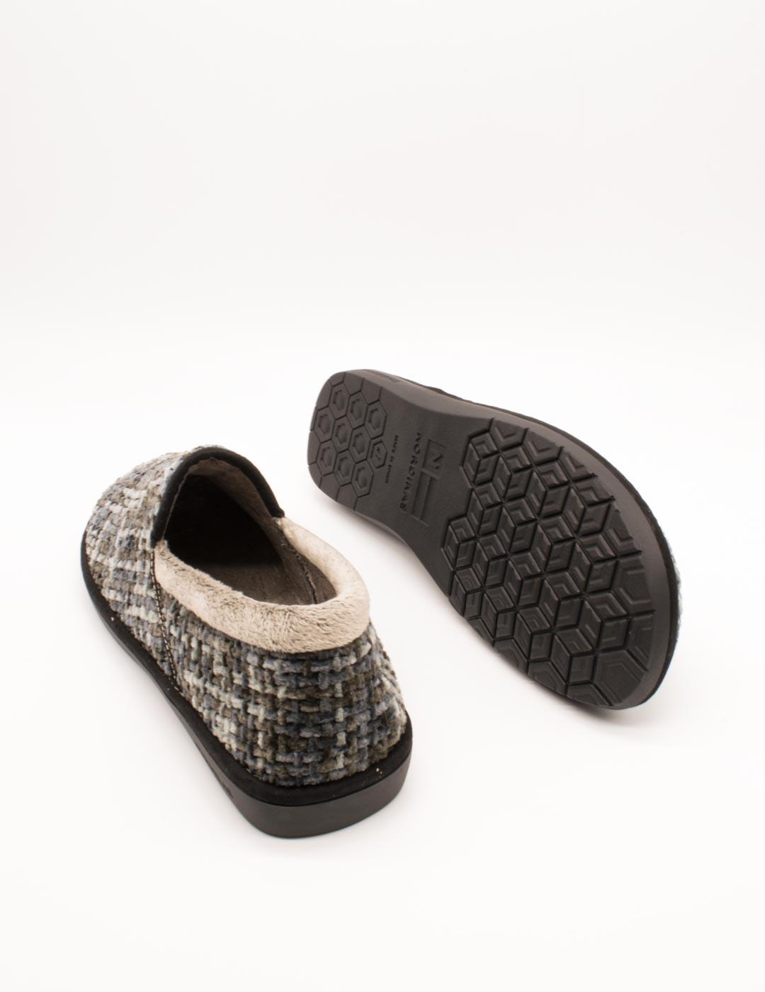 Zapatilla de Casa Nordikas 243 Quebec Gris de Hombre
