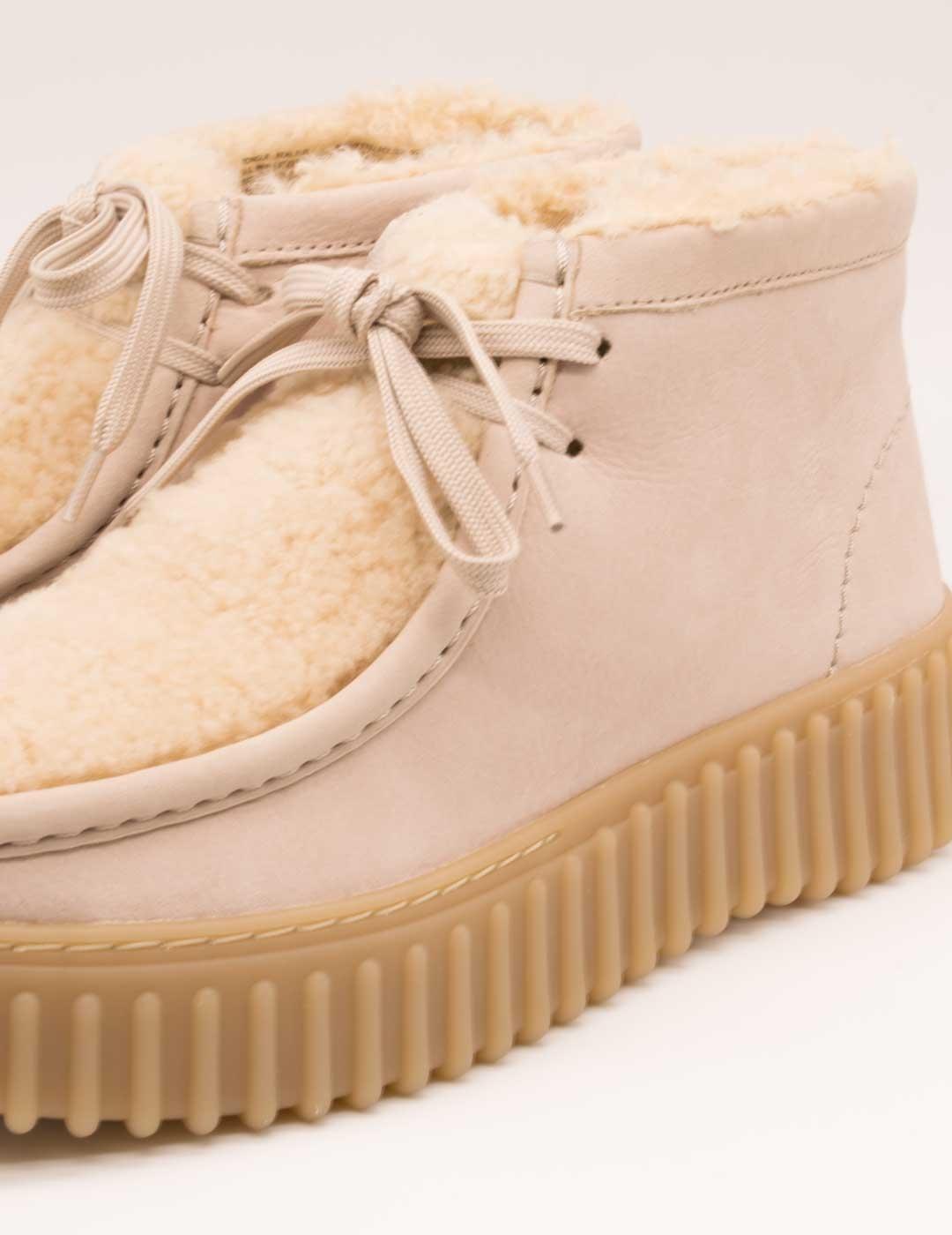 Botín Clarks 26182914 Torhill Moss Sand Wlined de Mujer